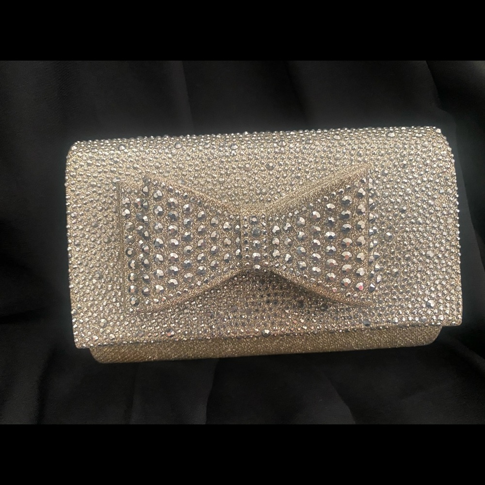 INC Clutch Crossbody Rhinestone Sparkle Leesie Big Bow Champagne Chain Strap